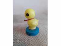 Pui vechi de jucărie