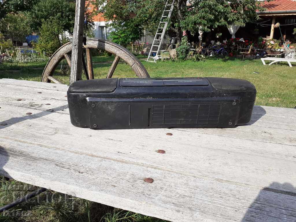 Old Panasonic Radio Cassette Player - 7 Old Panasonic Radio Cassette Player - 7