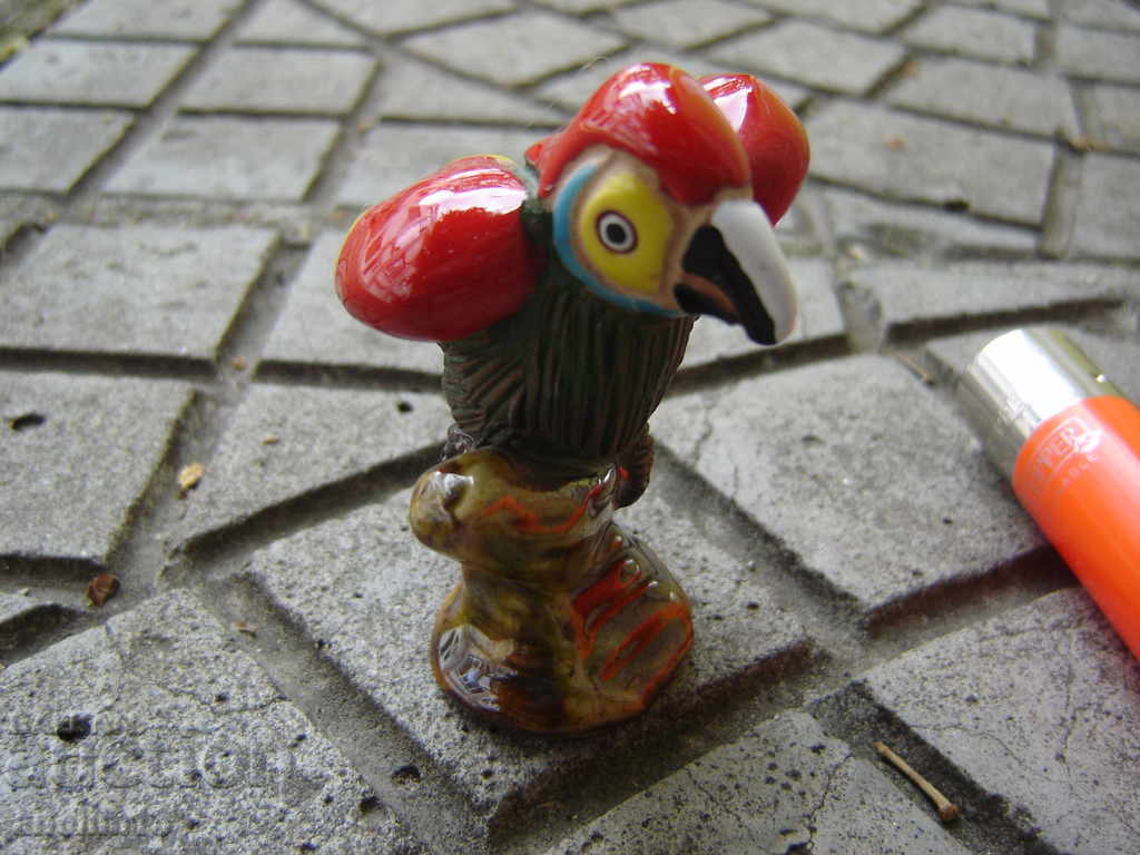 Auction CERAMIC FIGURE PARROT CASALS Auction CERAMIC FIGURE PARROT CASALS