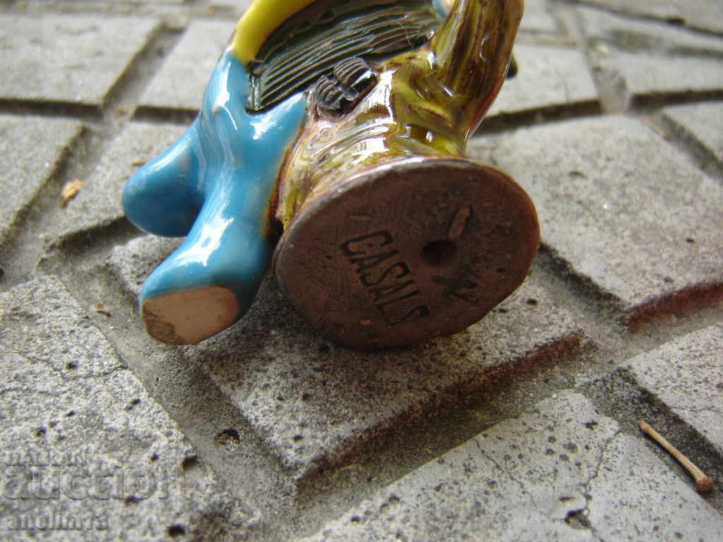 CERAMIC FIGURE PARROT CASALS - 5 CERAMIC FIGURE PARROT CASALS - 5