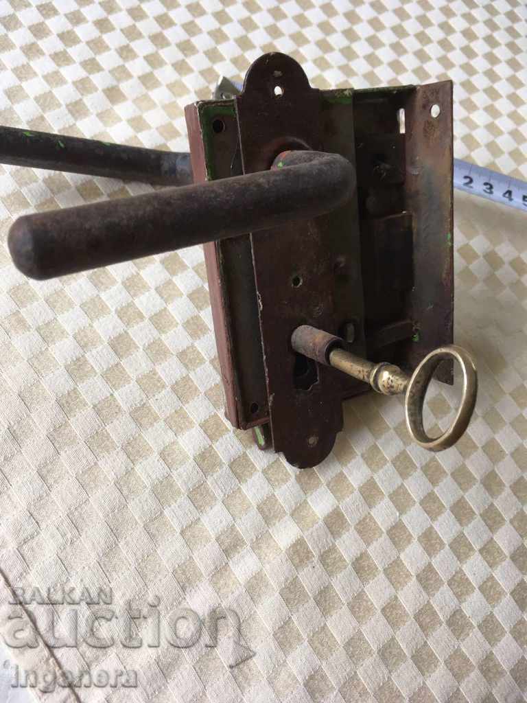 LOCK LOCK WITH DOUBLE LOCKING OLD WORKS