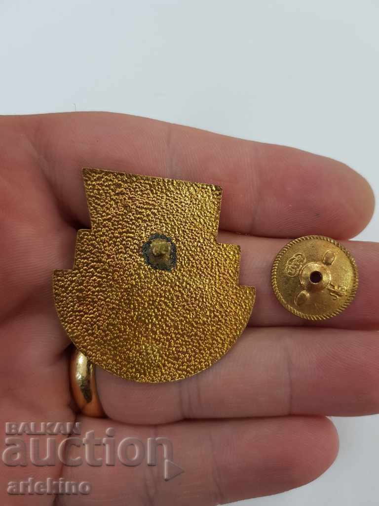 Delivery of Bulgarian communist badge Culture in the workplace Delivery of Bulgarian communist badge Culture in the workplace