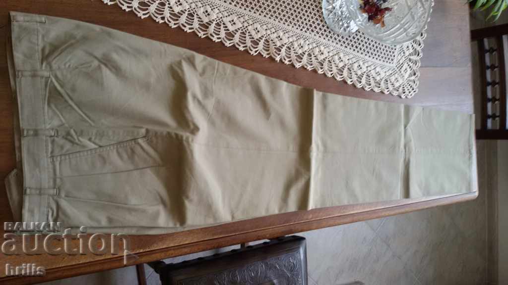 Auction  SPORTY-ELEGANT SUMMER TROUSERS - UMBERTO LUCCI