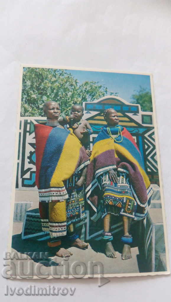 П К South Africa Pretoria Ndebele Women and Child