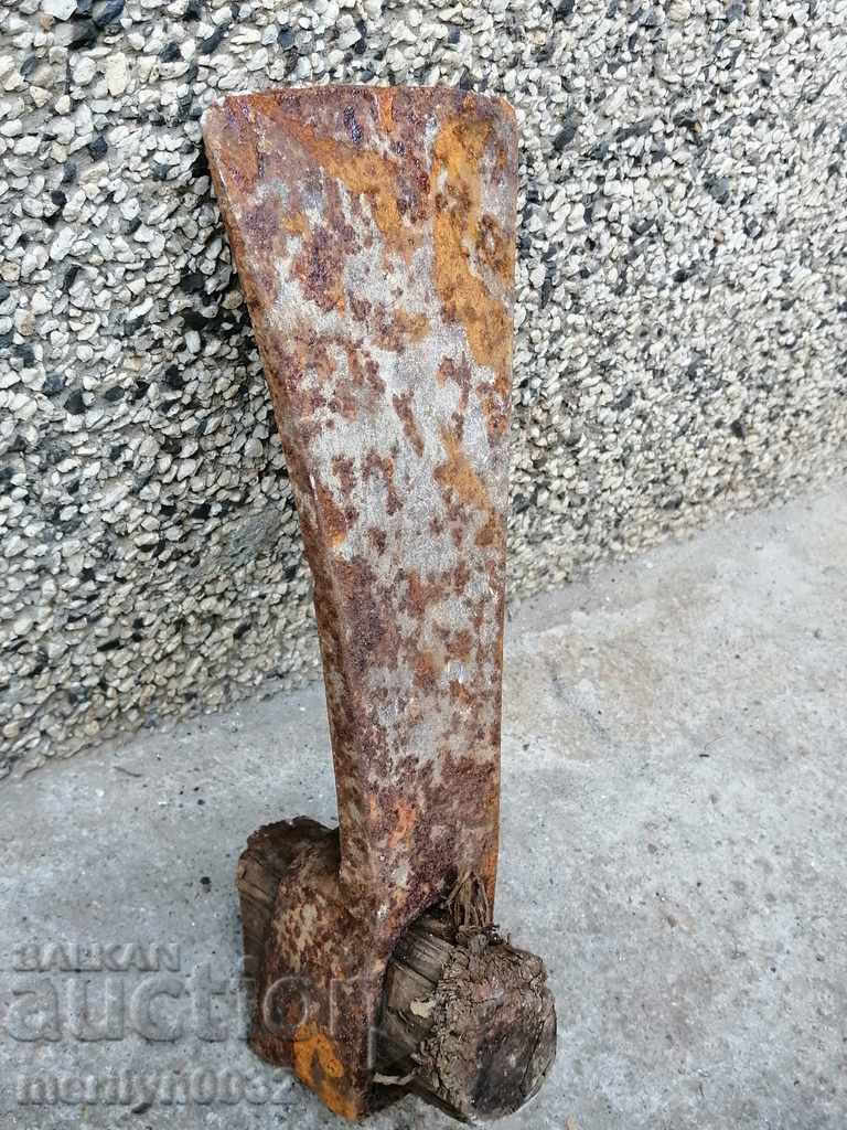 An old turnip with engravings, a tool, a tool, a wrought iron with price 32.00 BGN | € 16.36 An old turnip with engravings, a tool, a tool, a wrought iron with price 32.00 BGN | € 16.36