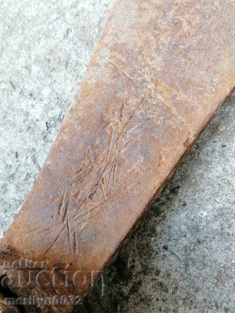 An old turnip with engravings, a tool, a tool, a wrought iron - 5 An old turnip with engravings, a tool, a tool, a wrought iron - 5