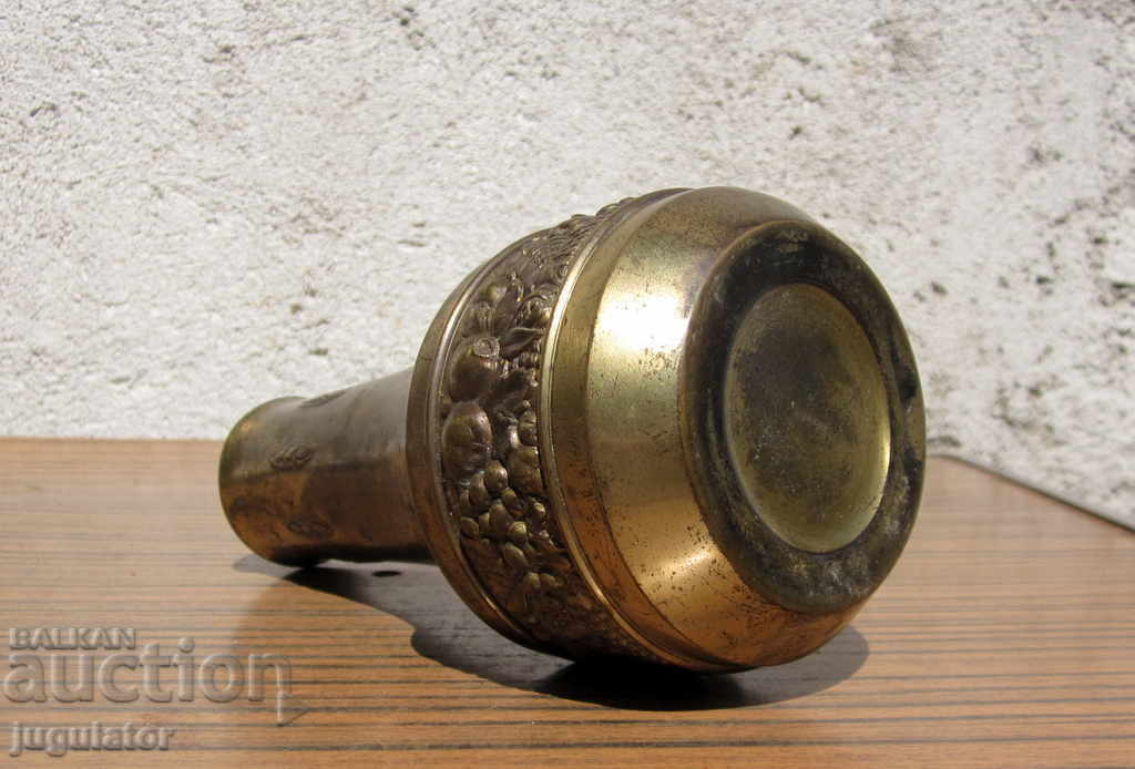 Art Deco antique bronze vase with flower ornaments marked - 5 Art Deco antique bronze vase with flower ornaments marked - 5