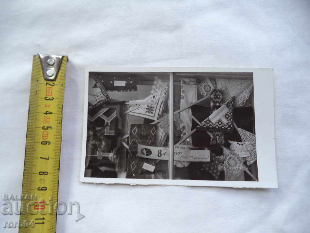 Delivery of HAPPY MARCH 8