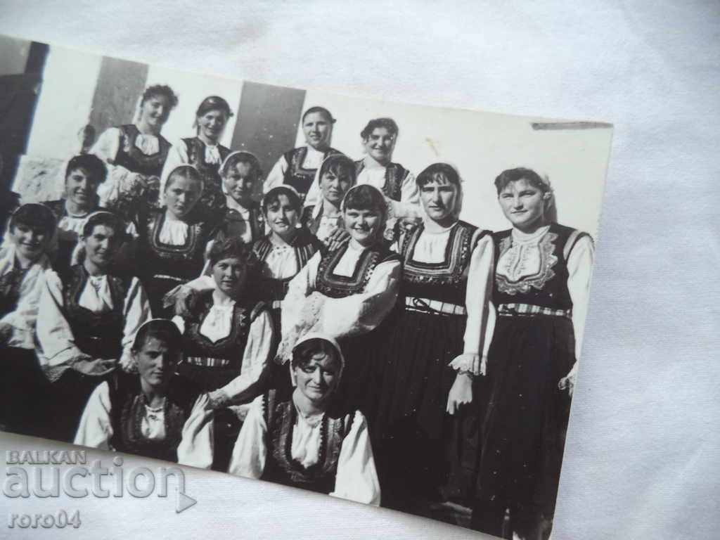 SAMOKOVSKI MOMI IN NOSIYA - 5 SAMOKOVSKI MOMI IN NOSIYA - 5