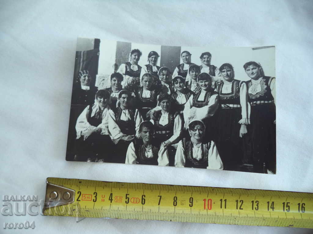 SAMOKOVSKI MOMI IN NOSIA - LITACI with price 8.99 BGN | € 4.60