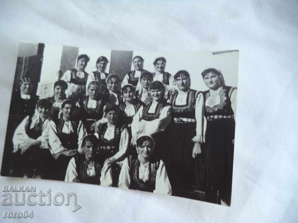 SAMOKOVSKI MOMI IN NOSIA - LITACI - 6