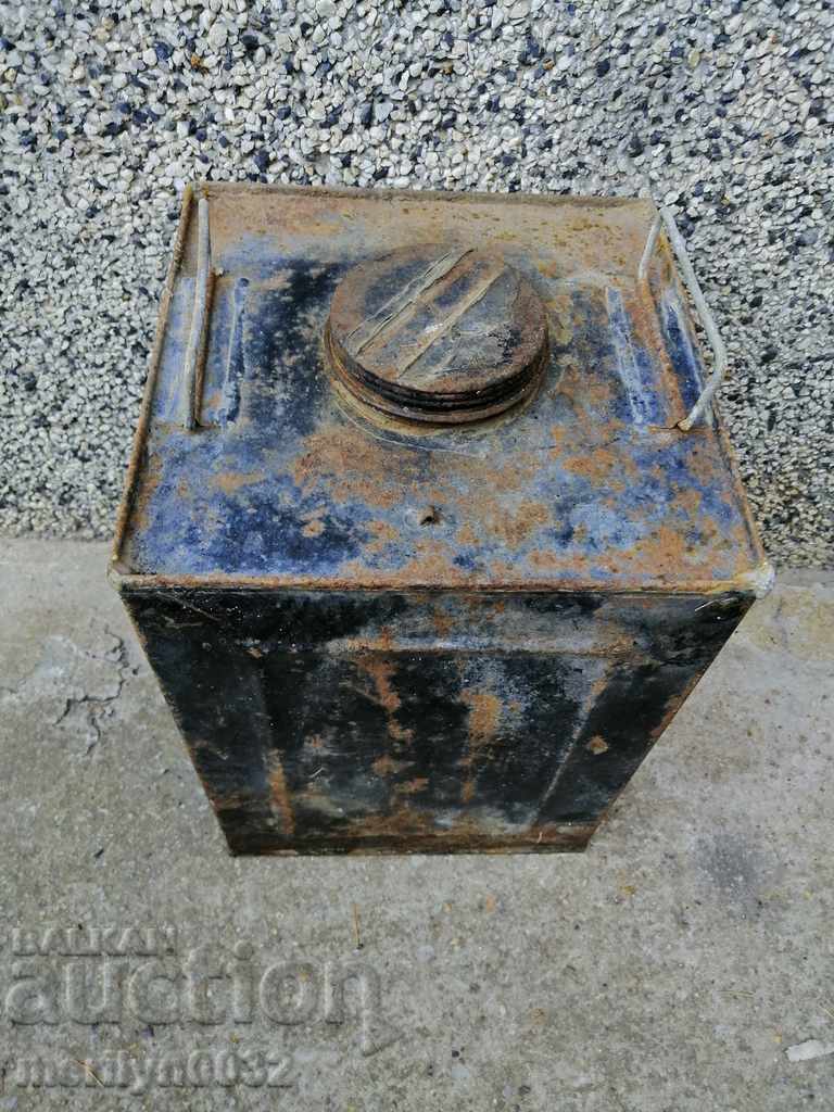 German tube grease for machine gun cannon Wehrmacht with price 45.00 BGN | € 23.01 German tube grease for machine gun cannon Wehrmacht with price 45.00 BGN | € 23.01