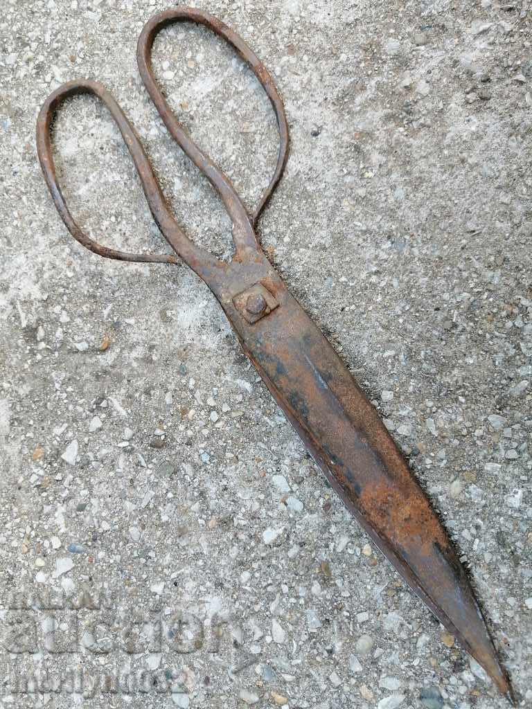 Forged scissors old scissors with price 47.00 BGN | € 24.03