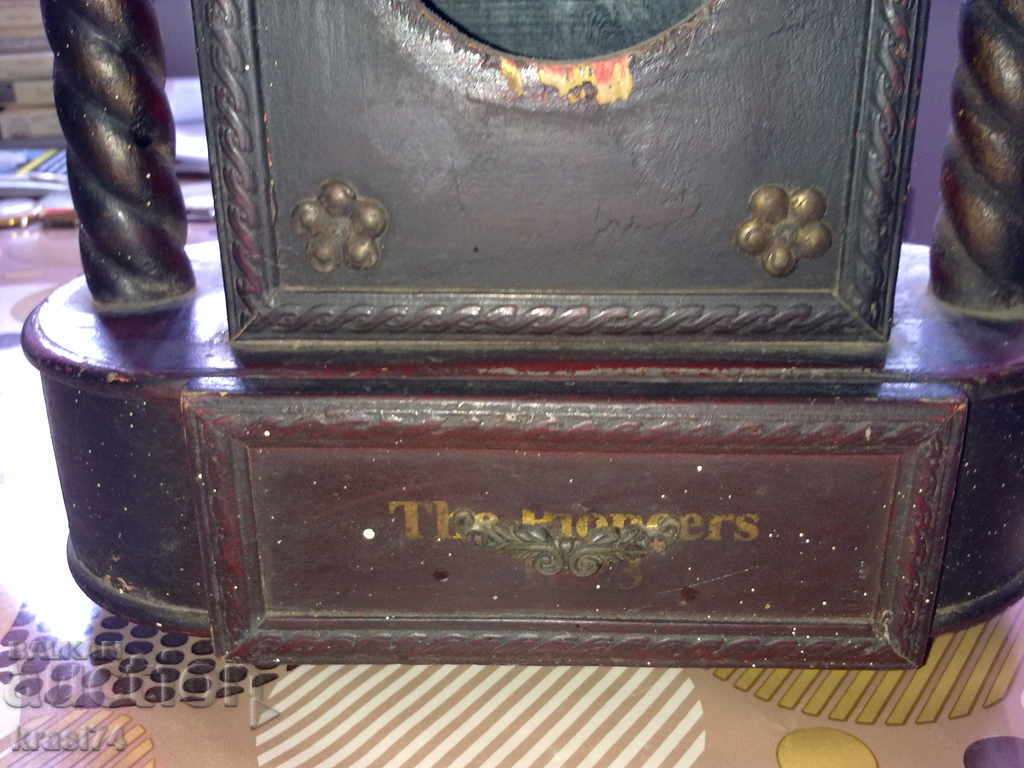 Part of a fireplace clock with price 30.00 BGN | € 15.34 Part of a fireplace clock with price 30.00 BGN | € 15.34