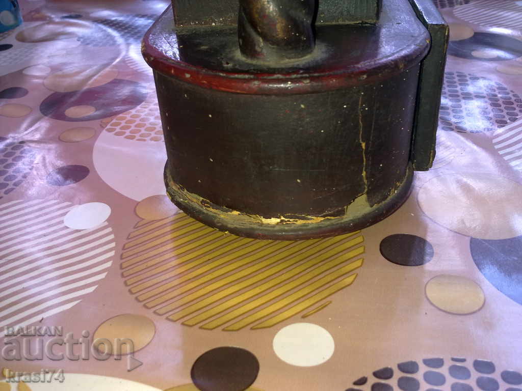 Part of a fireplace clock - 5 Part of a fireplace clock - 5