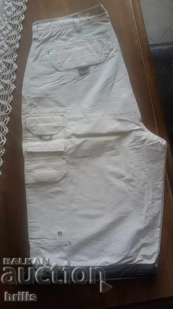 Auction NICE MEN'S BERMUDA SHORTS - WEAR 1 FIRST Auction NICE MEN'S BERMUDA SHORTS - WEAR 1 FIRST