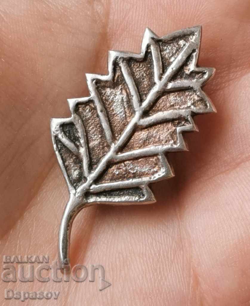 Silver Leaf Brooch