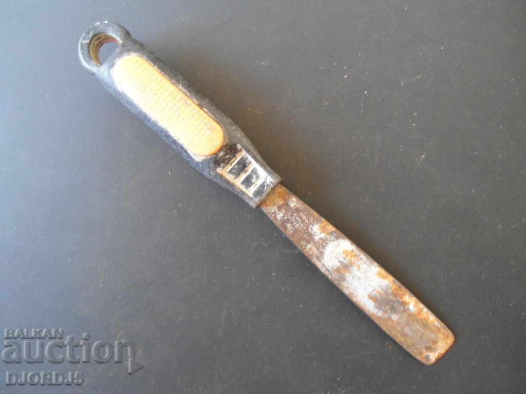 Old tool with price 2.00 BGN | € 1.02 Old tool with price 2.00 BGN | € 1.02