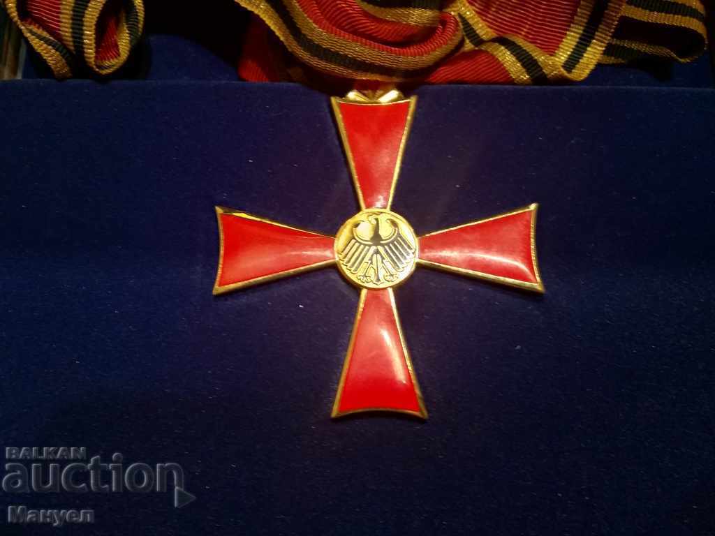 Federal Order of Merit for sale. RRRRRRR with price 400.00 BGN | € 204.52