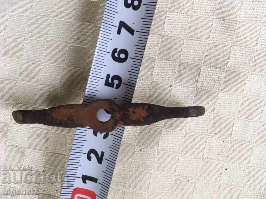 Το μάνδαλο από σφυρήλατο σίδερο είναι ΑΝΤΙΚ - 5 Το μάνδαλο από σφυρήλατο σίδερο είναι ΑΝΤΙΚ - 5