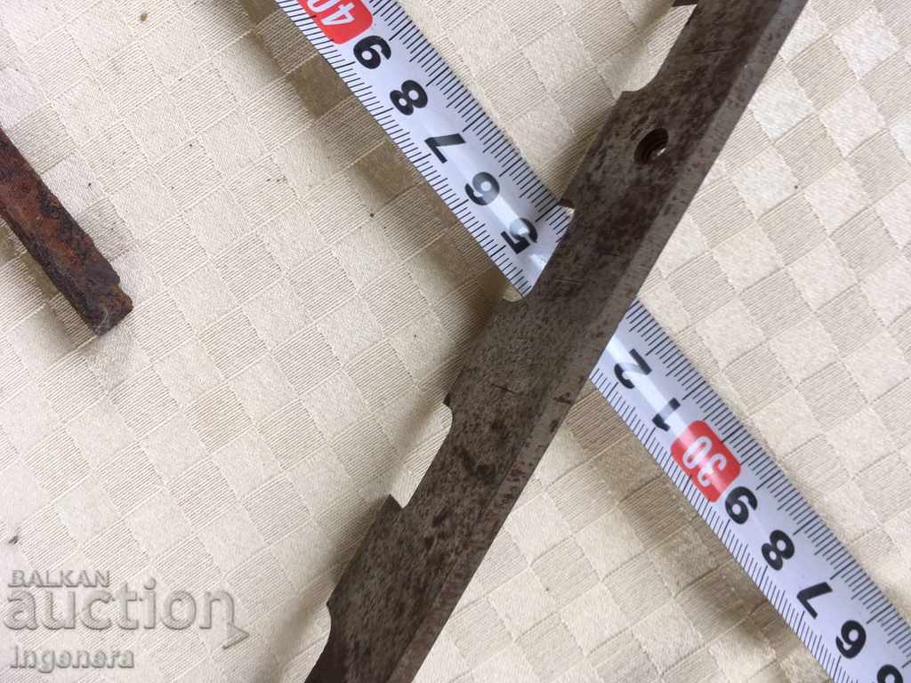 TOOL KNIFE CUTTER SAW IRON with price 7.00 BGN | € 3.58 TOOL KNIFE CUTTER SAW IRON with price 7.00 BGN | € 3.58