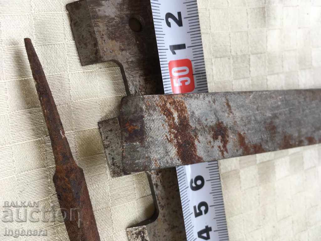 Auction TOOL KNIFE CUTTER SAW IRON Auction TOOL KNIFE CUTTER SAW IRON