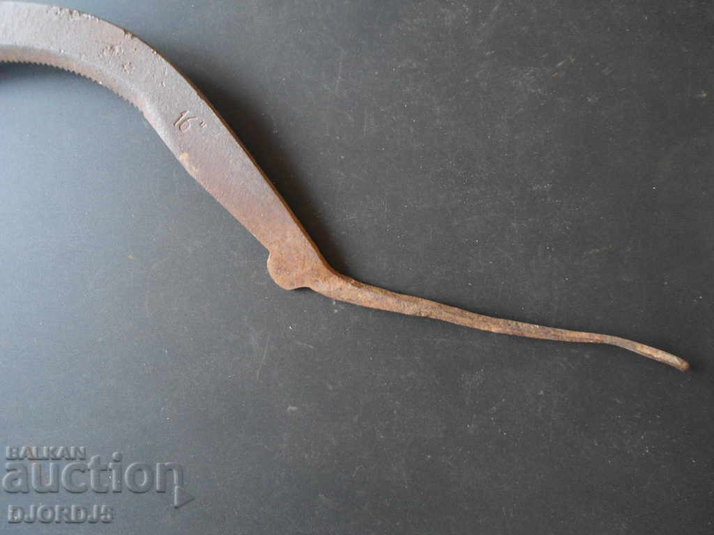 Delivery of Old wrought sickle, markings Delivery of Old wrought sickle, markings