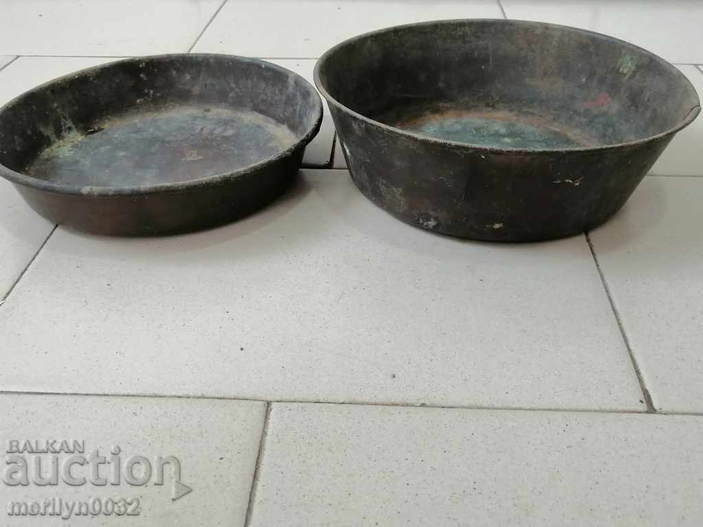 Brass weights for old scale, a pair, scale weight, balance Brass weights for old scale, a pair, scale weight, balance