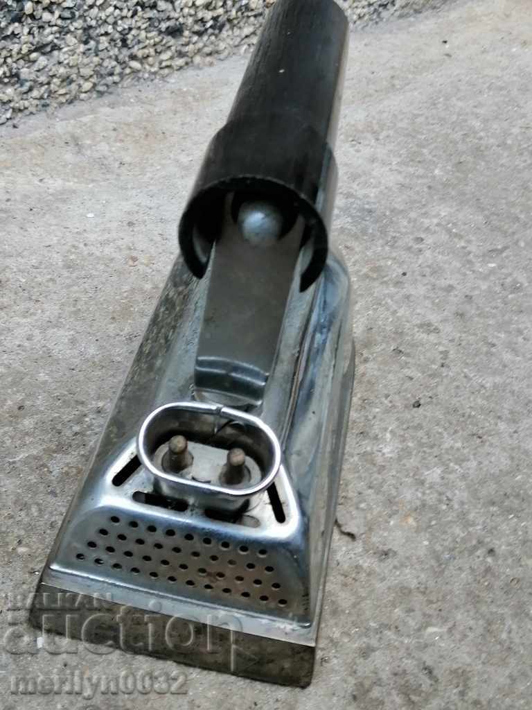 Auction Old electric iron Auction Old electric iron