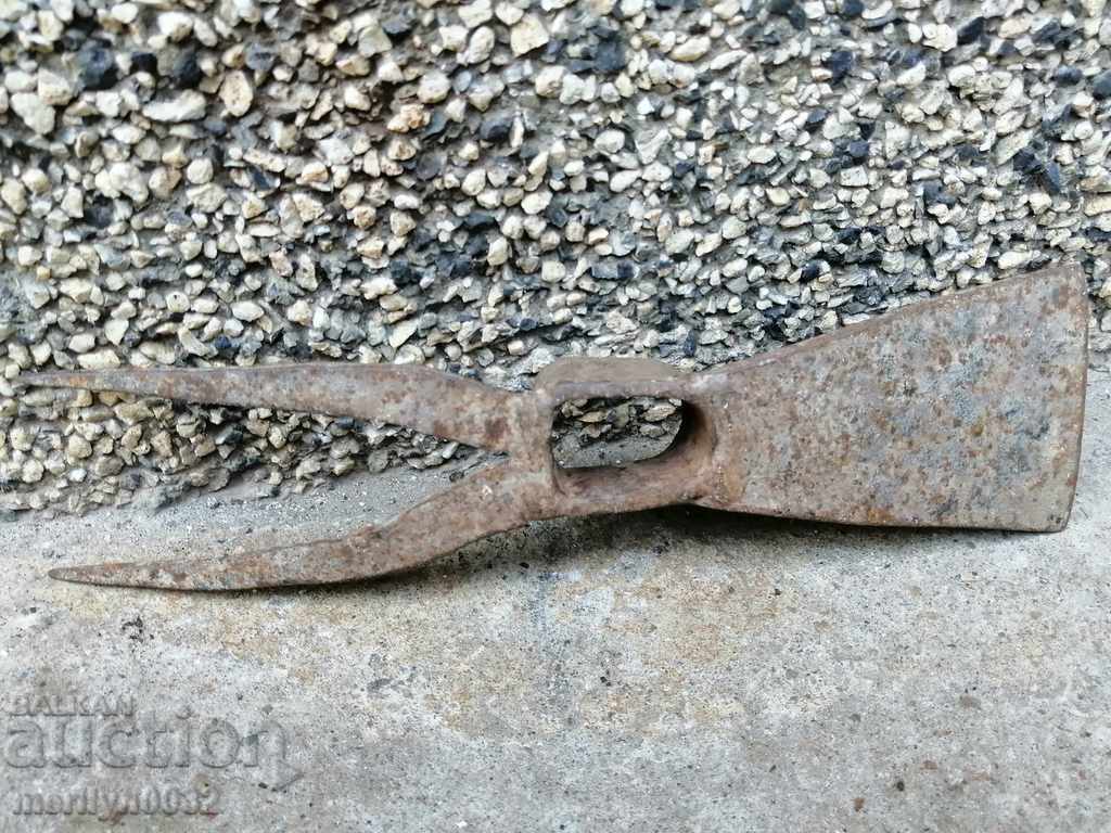 Delivery of Forged chap, hoe, agricultural instrument, wrought iron Delivery of Forged chap, hoe, agricultural instrument, wrought iron