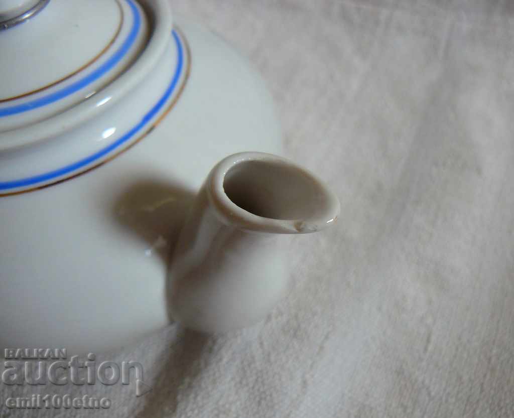 Small teapot SFA Verbilki old porcelain USSR with price 20.00 BGN | € 10.23