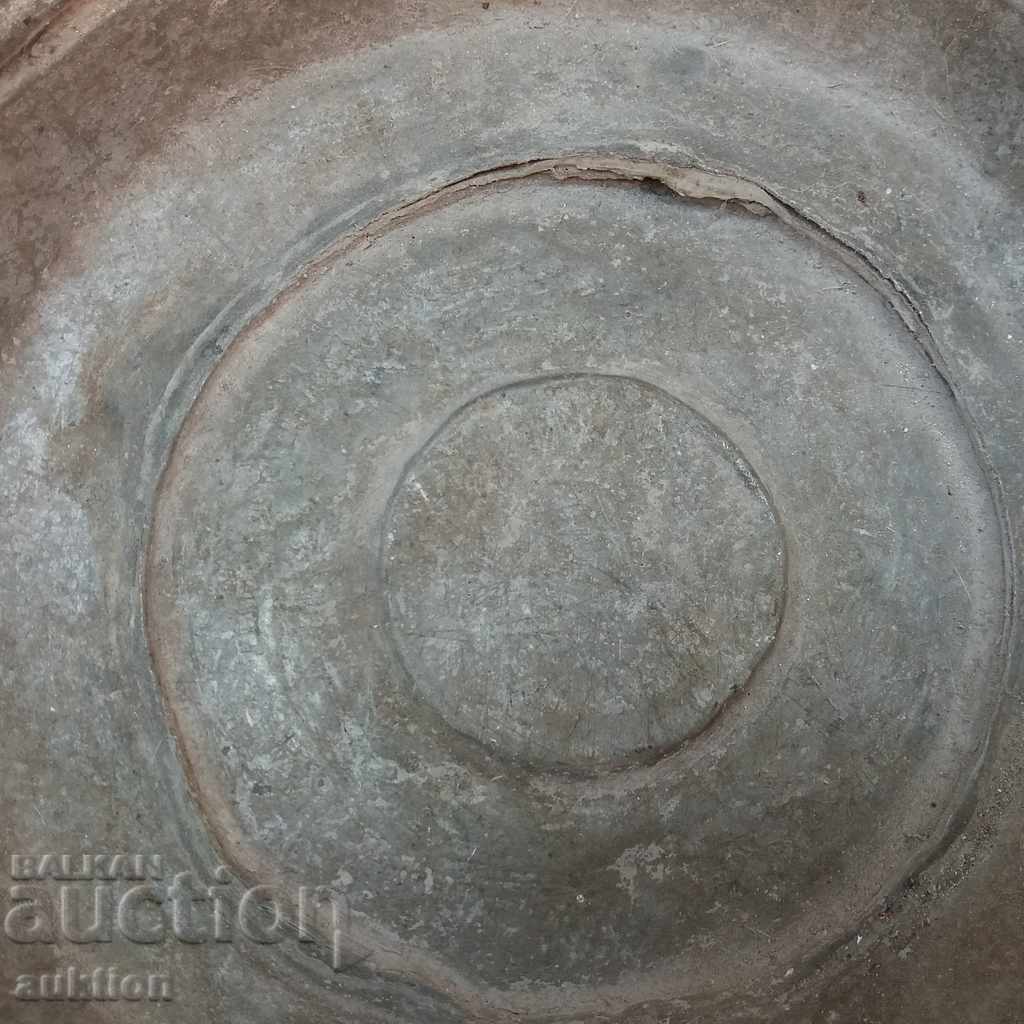 Auction  OLD MASSIVE FORGED COPPER BOWL