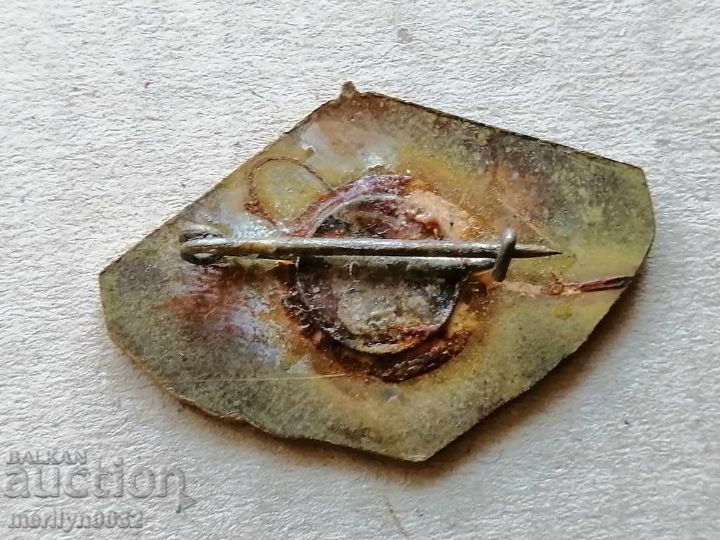 Breastplate Badge For Dedicated Labor BGA badge medal with price 42.00 BGN | € 21.47 Breastplate Badge For Dedicated Labor BGA badge medal with price 42.00 BGN | € 21.47