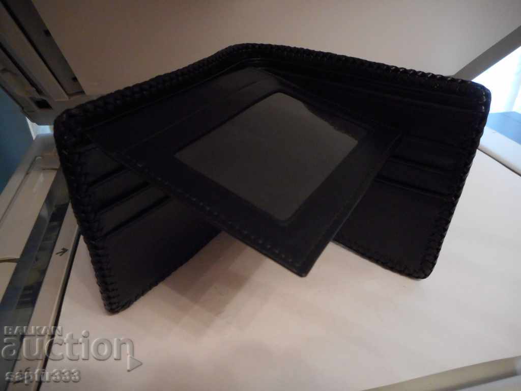 Auction UNIQUE LUXURY CROCODILE LEATHER PORTFOLIO - HEAD Auction UNIQUE LUXURY CROCODILE LEATHER PORTFOLIO - HEAD