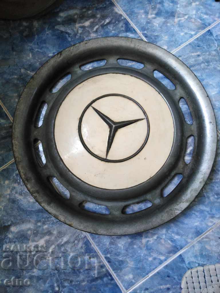 METAL TASS FOR MERCEDES 1965 with price 15.00 BGN | € 7.67 METAL TASS FOR MERCEDES 1965 with price 15.00 BGN | € 7.67