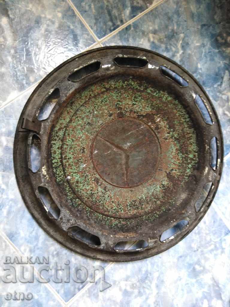 Auction METAL TASS FOR MERCEDES 1965 Auction METAL TASS FOR MERCEDES 1965