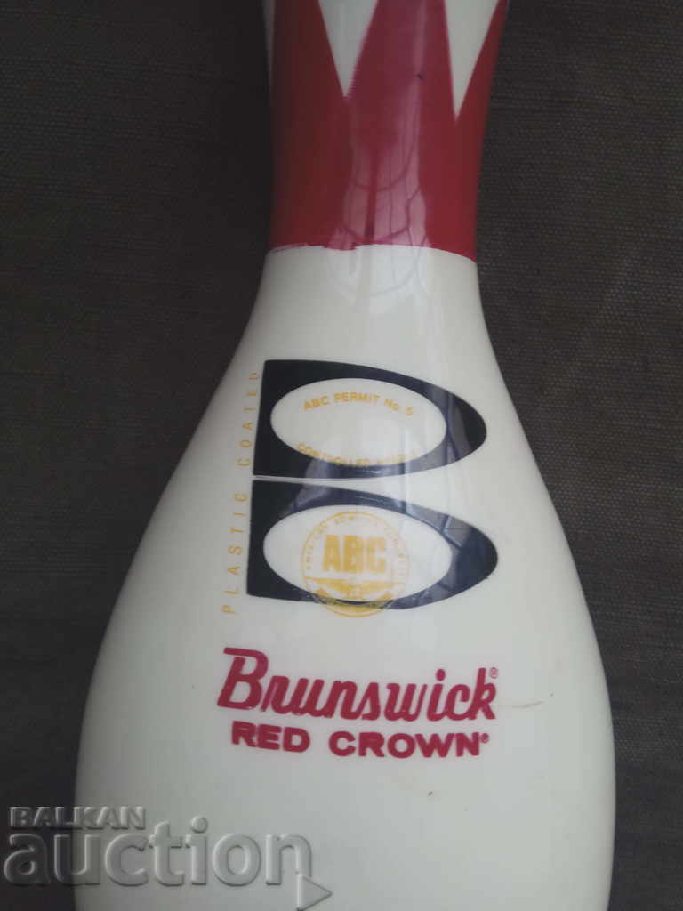 skittles Red Crown Bowling cu preț 50.00 BGN | € 25.56 skittles Red Crown Bowling cu preț 50.00 BGN | € 25.56