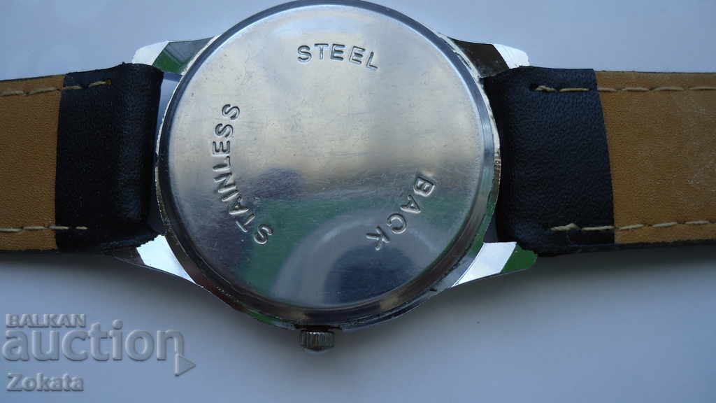 Delivery of Quartz watch. It works.