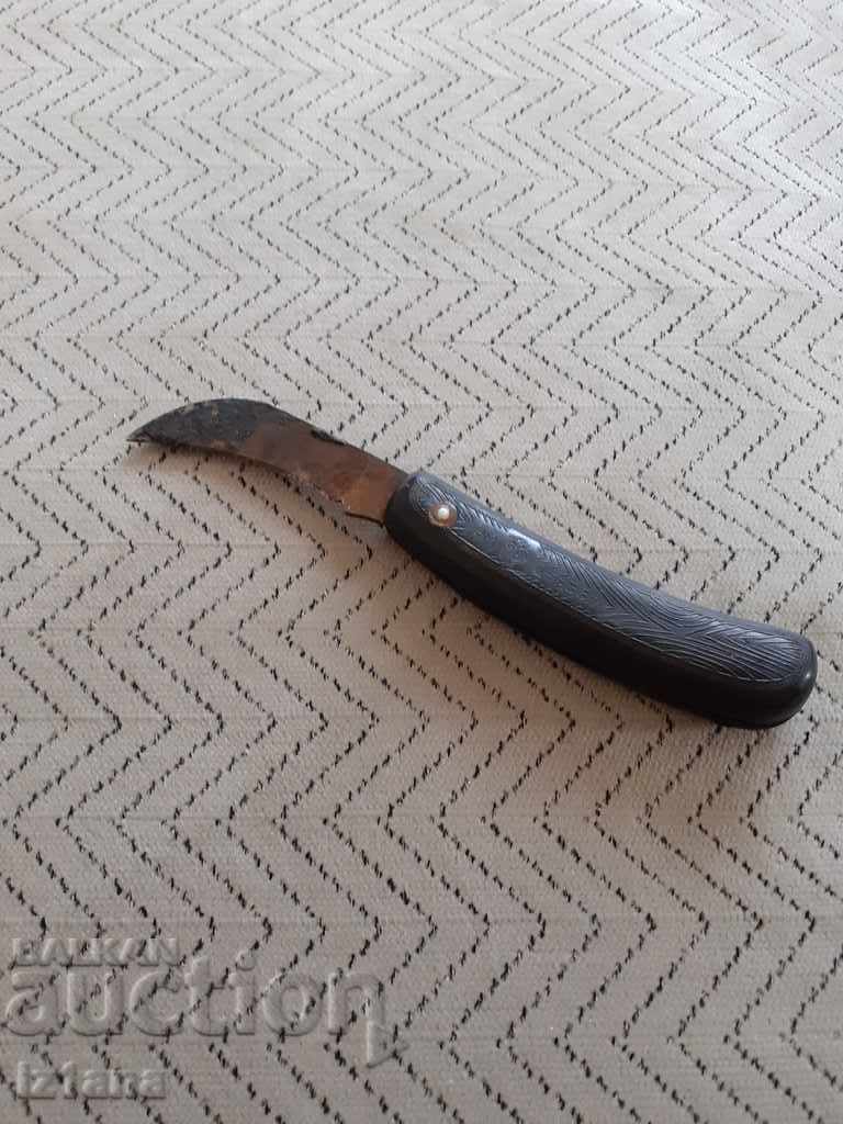 Delivery of Old grape, fruit knife, knife Delivery of Old grape, fruit knife, knife