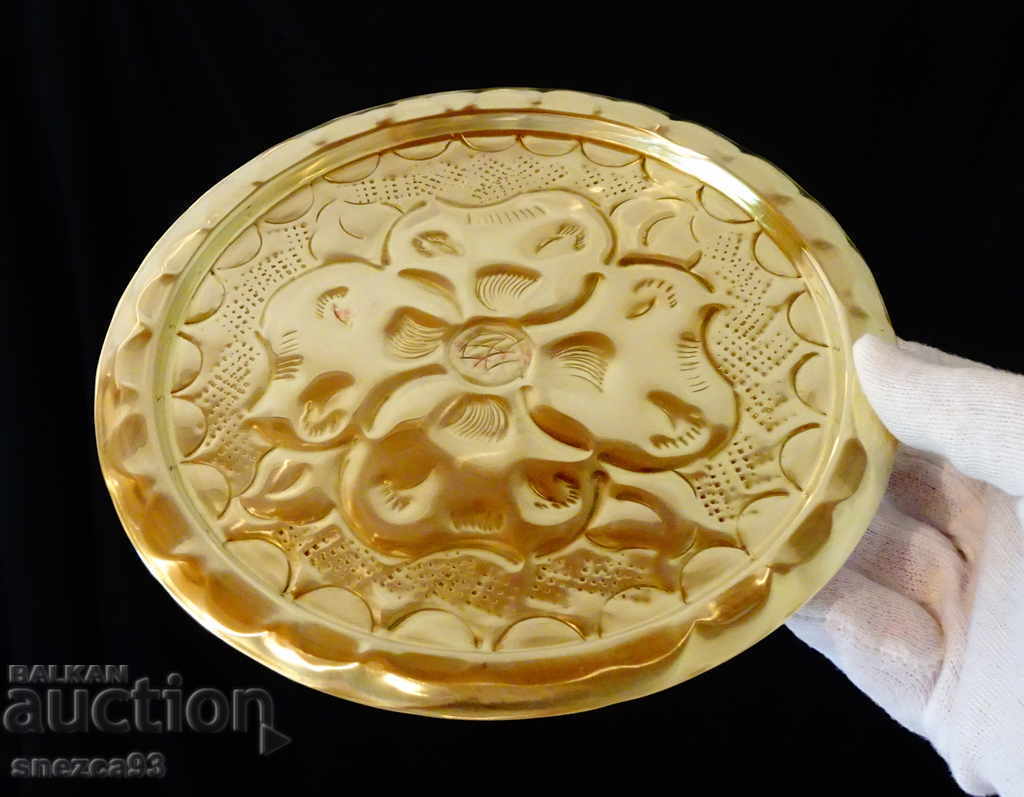 Brass plate, tray, clover panel, luck with price 18.00 BGN | € 9.20 Brass plate, tray, clover panel, luck with price 18.00 BGN | € 9.20