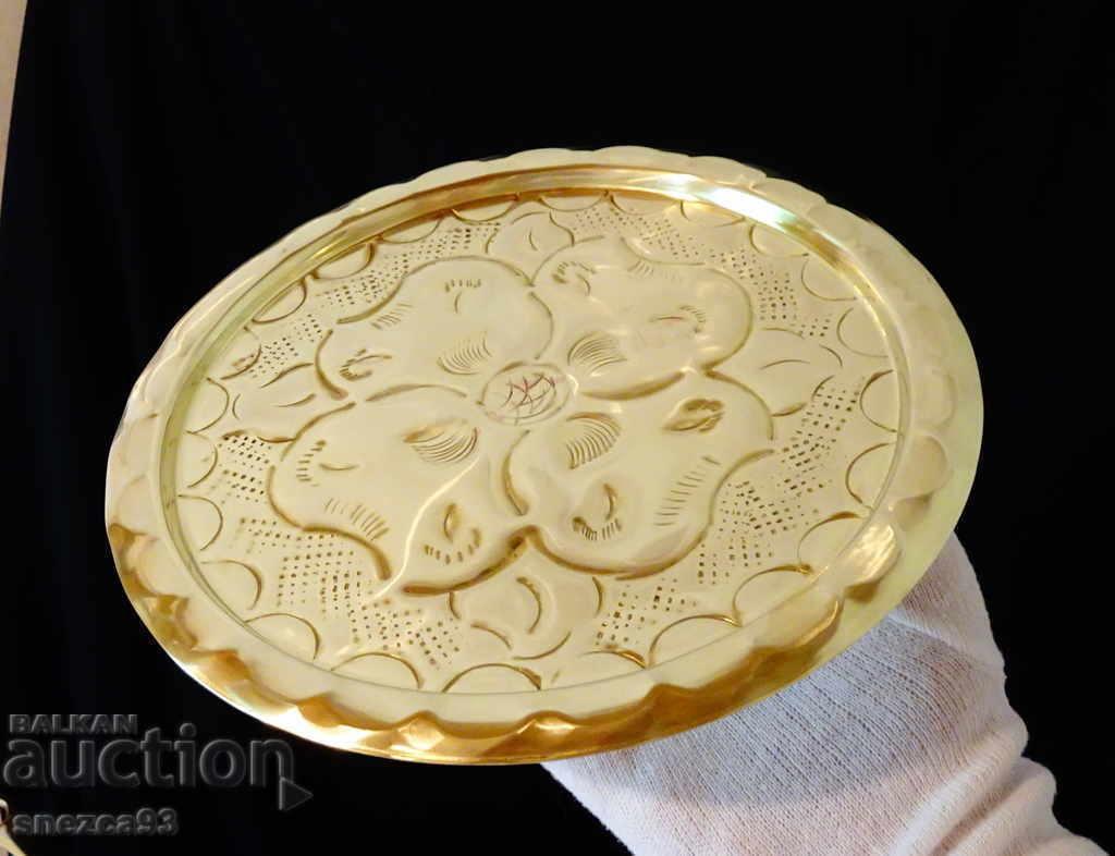 Delivery of Brass plate, tray, clover panel, luck Delivery of Brass plate, tray, clover panel, luck