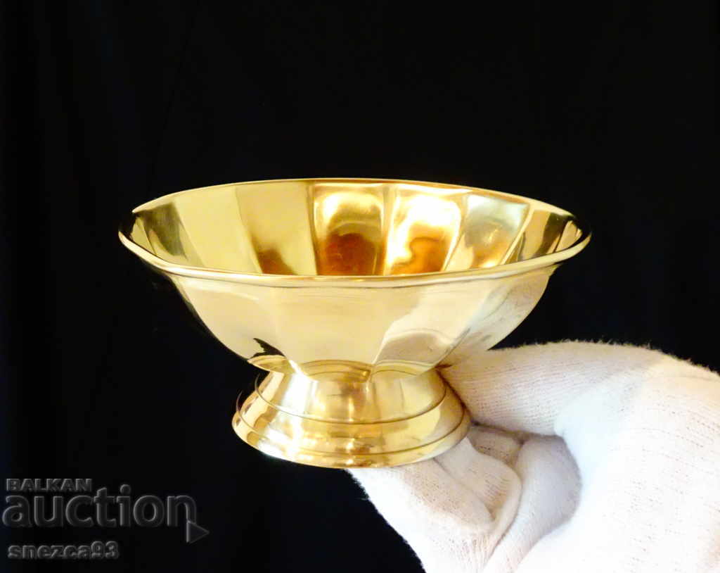 Доставка на Бронзова купичка за ядки,сладолед,бонбониера. Доставка на Бронзова купичка за ядки,сладолед,бонбониера.