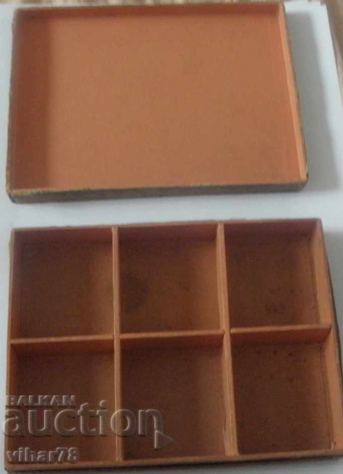 Доставка на ОРИГИНАЛНА ГОЛЯМА КУТИЯ  НА OMEGA-ОМЕГА