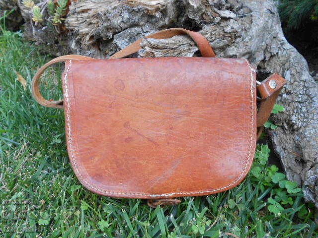 Παλιά γερμανική δερμάτινη τσάντα κυνηγιού με τιμή 75.00 BGN | € 38.35