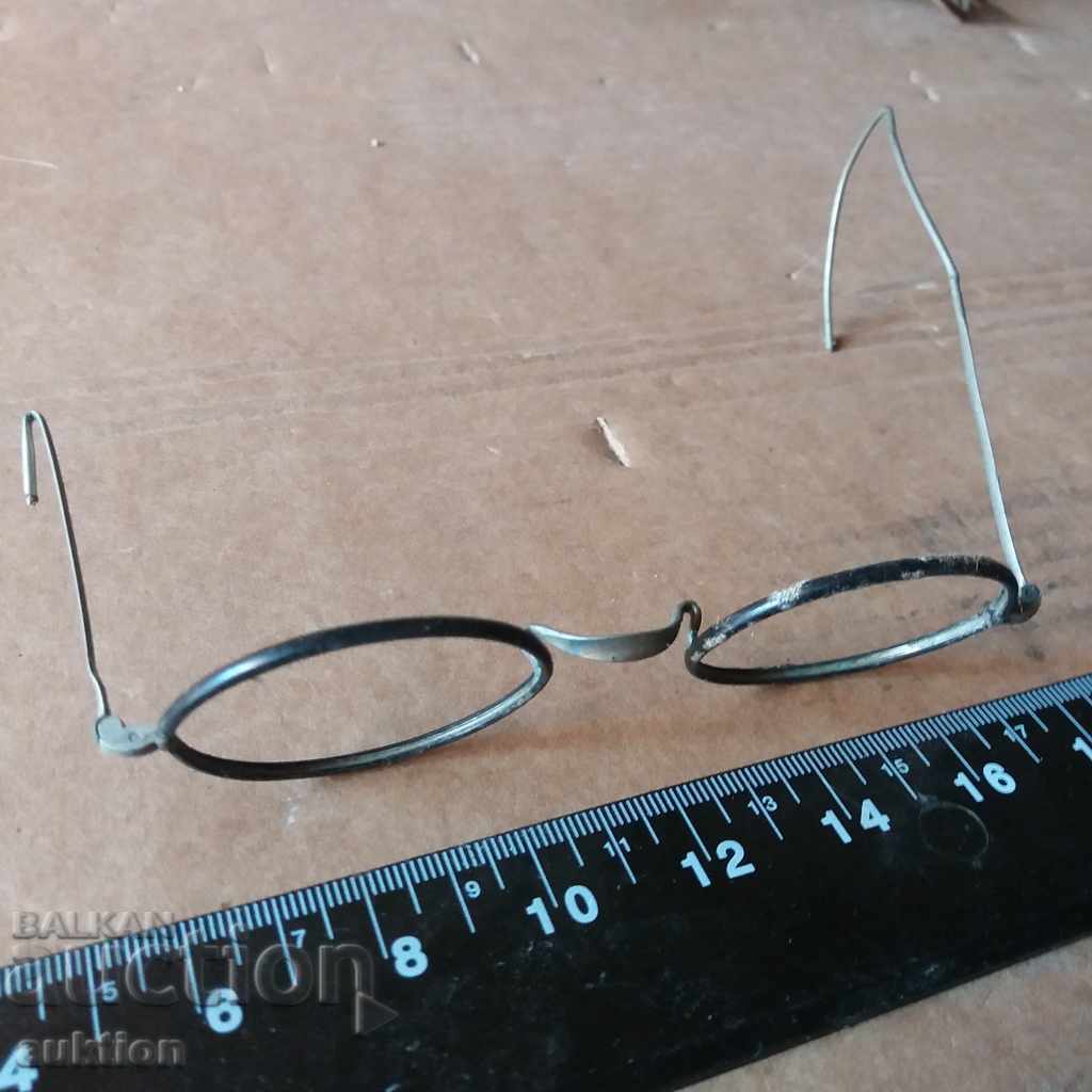 OLD REVIVAL GLASSES - 7