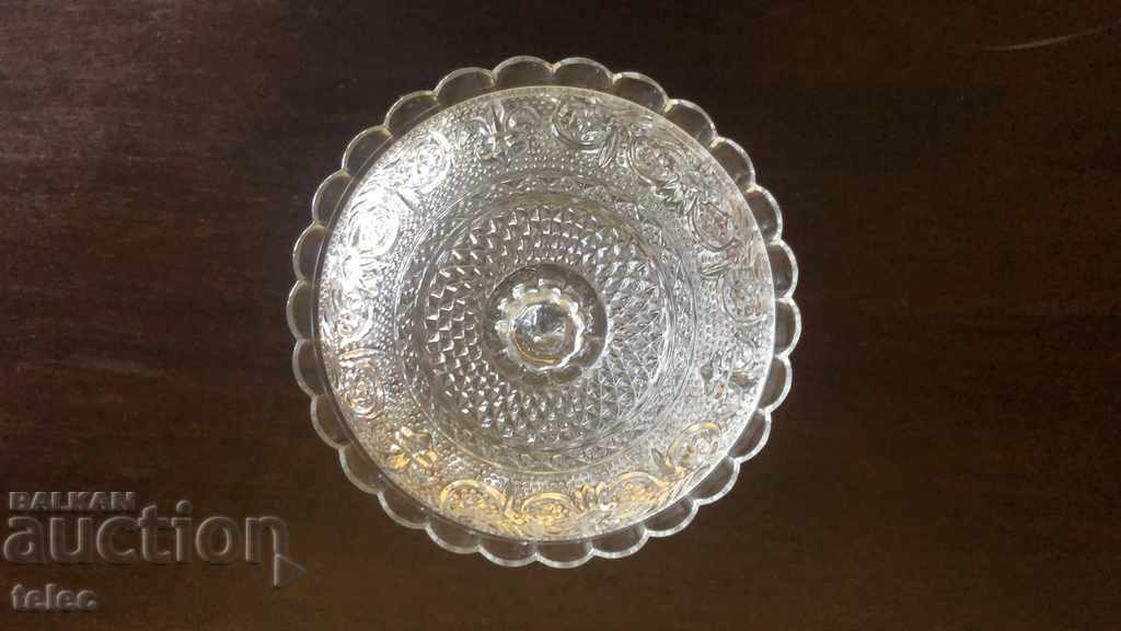 Аукцион Нова стъклена бонбониера / захарница Аукцион Нова стъклена бонбониера / захарница