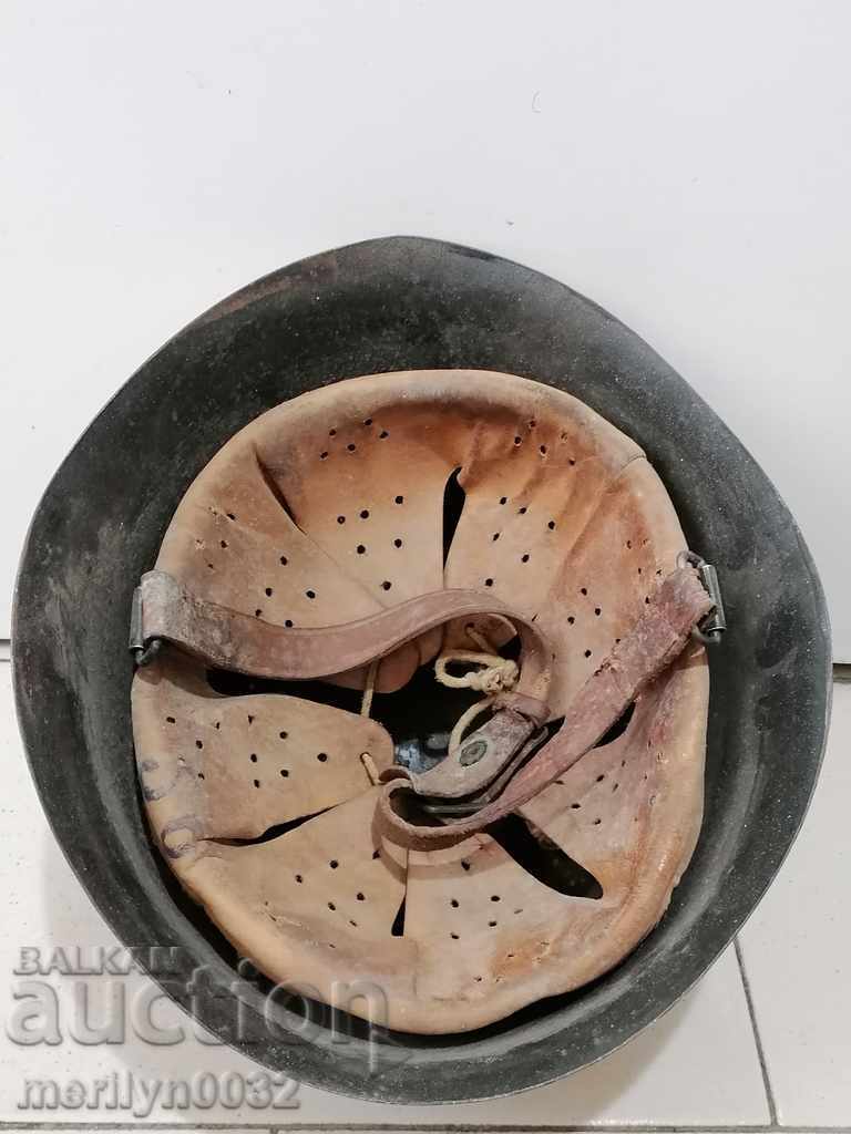 Bulgarian helmet M-74 of an army adjuster - 5 Bulgarian helmet M-74 of an army adjuster - 5