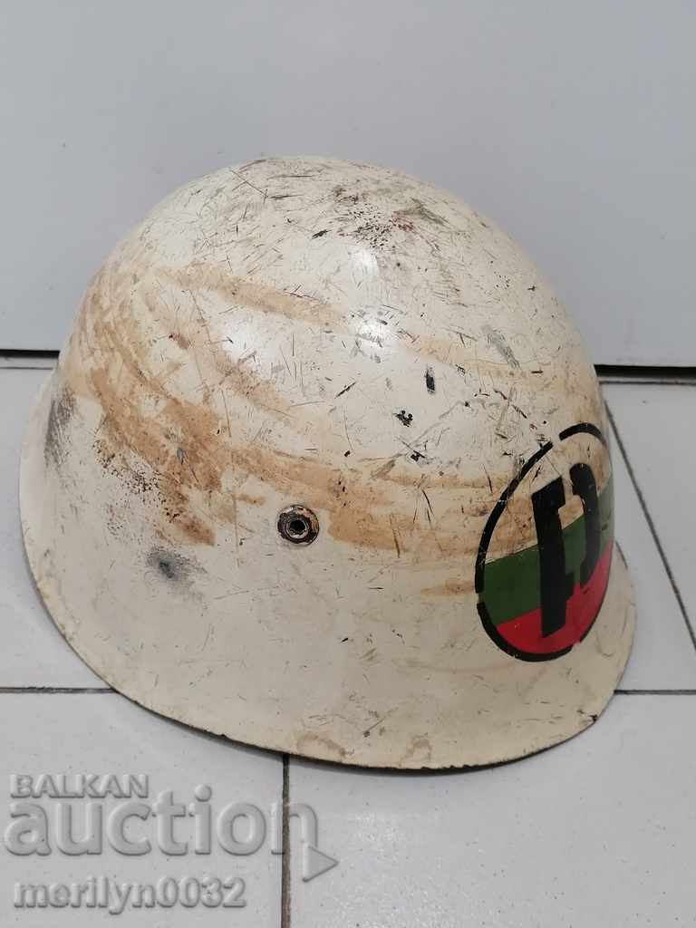 Bulgarian helmet M-74 of an army adjuster - 7 Bulgarian helmet M-74 of an army adjuster - 7