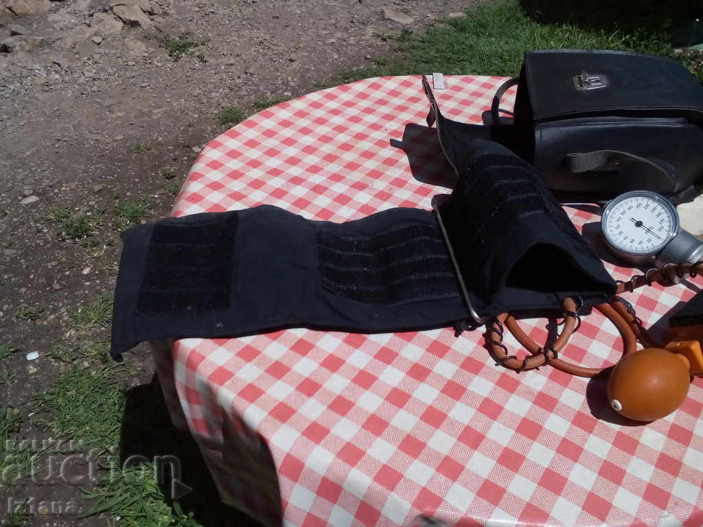 Old blood pressure monitor Electronics TEF-1 - 6 Old blood pressure monitor Electronics TEF-1 - 6