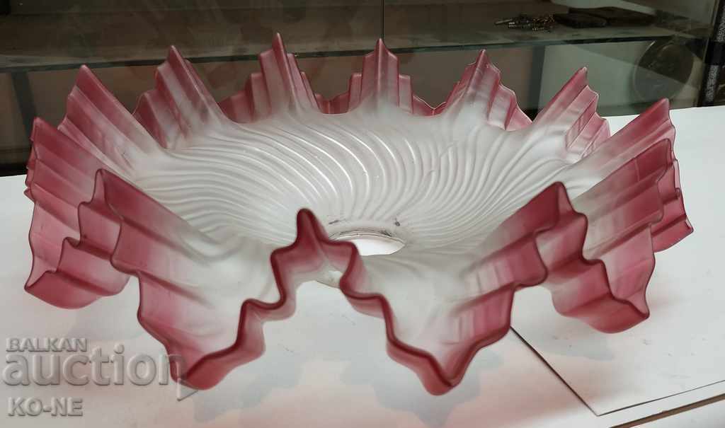 Delivery of Red curly glass Delivery of Red curly glass